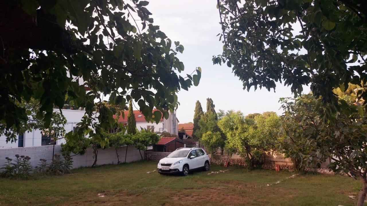 Holiday House Letizia Premantura Bagian luar foto